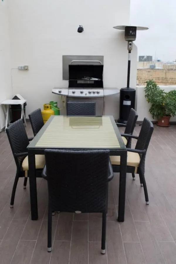 Lovely Penthouse With Private Sun Terrace Ta Xbiex